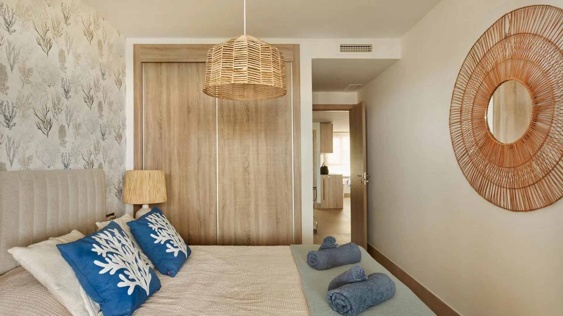 Coastal Elegance Retreat Lejlighed Casares