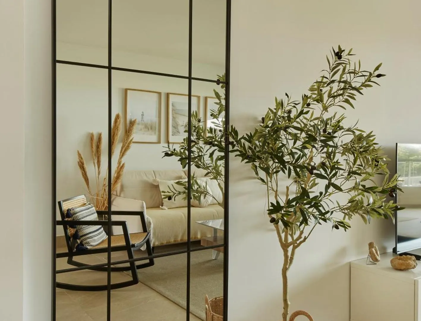 Coastal Elegance Retreat Daire Casares