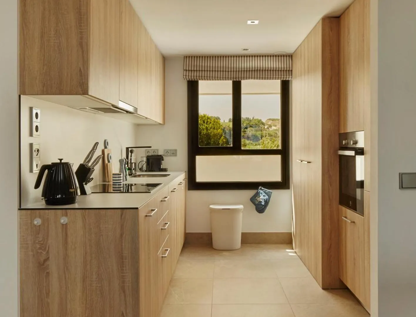 Coastal Elegance Retreat Daire Casares 0*,